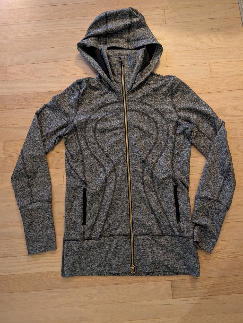 Lululemon Women’s Gray Hooded Zip Jacket